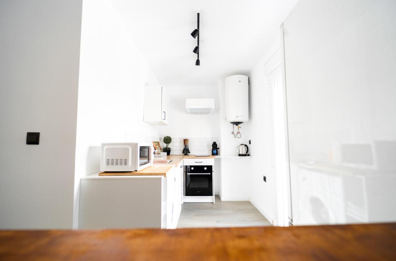 La Encarnacion Apartment *